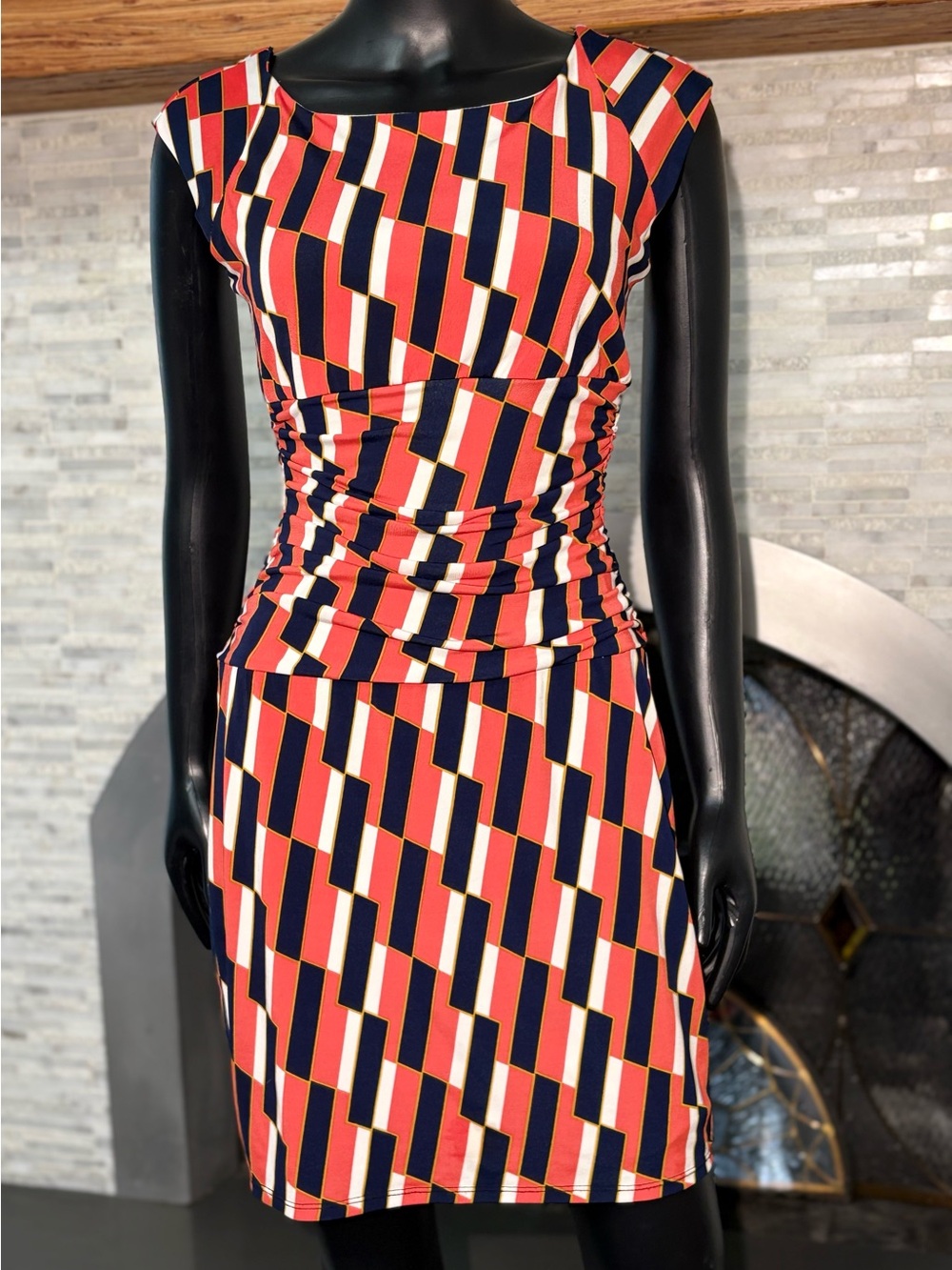 Bisou Bisou Geometric Ruched Bodycon Sheath Dress Retro Mod Cap Sleeve Sz 4
